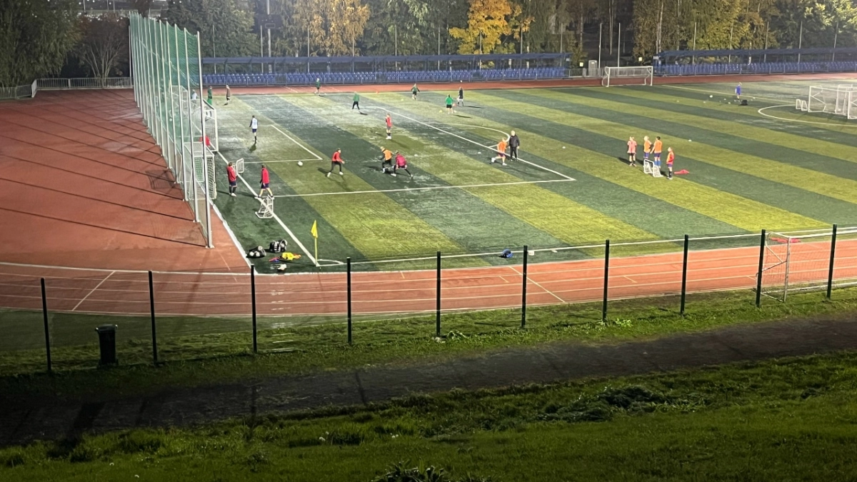 Лискинский «Локомотив» разгромил «Металлург-Оскол» в первом домашнем матче