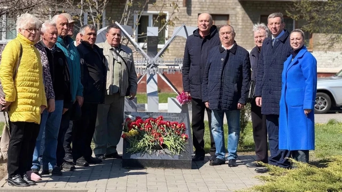 В Лисках прошел митинг в память о ликвидаторах аварии на Чернобыльской АЭС спустя сорок лет