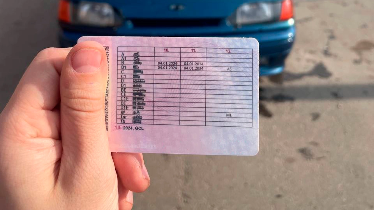 ГАИ раскрыла, за сколько дней до истечения водительских прав их нужно обновить