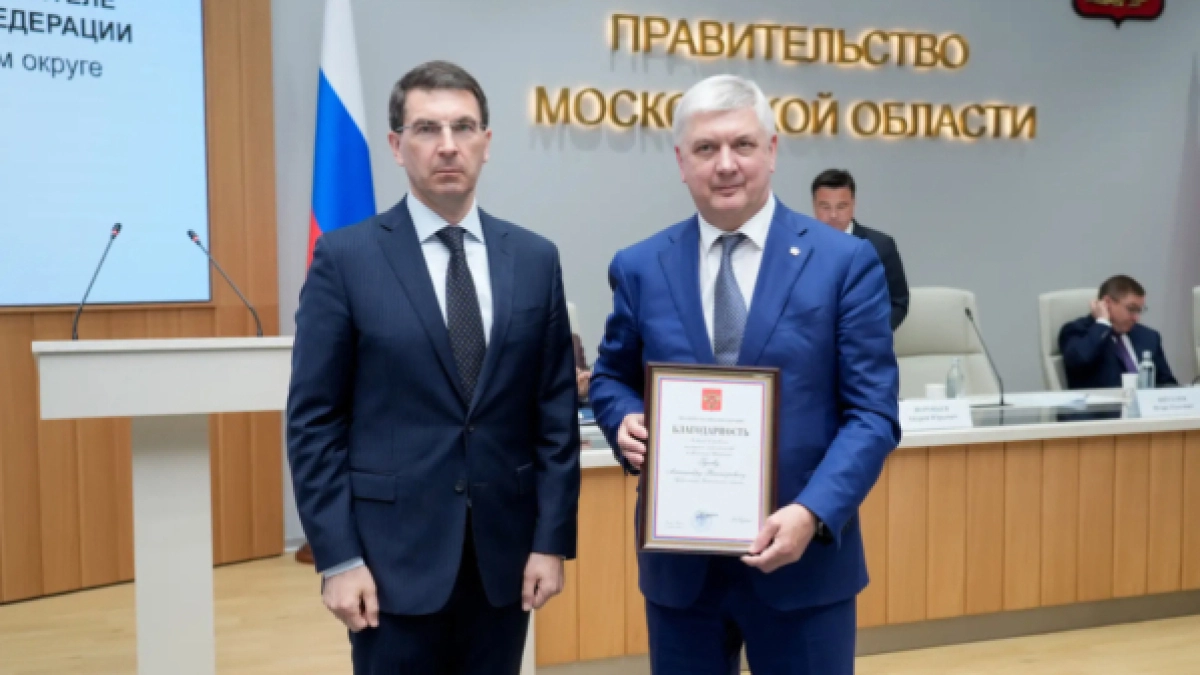 Президент России объявил благодарность воронежскому губернатору