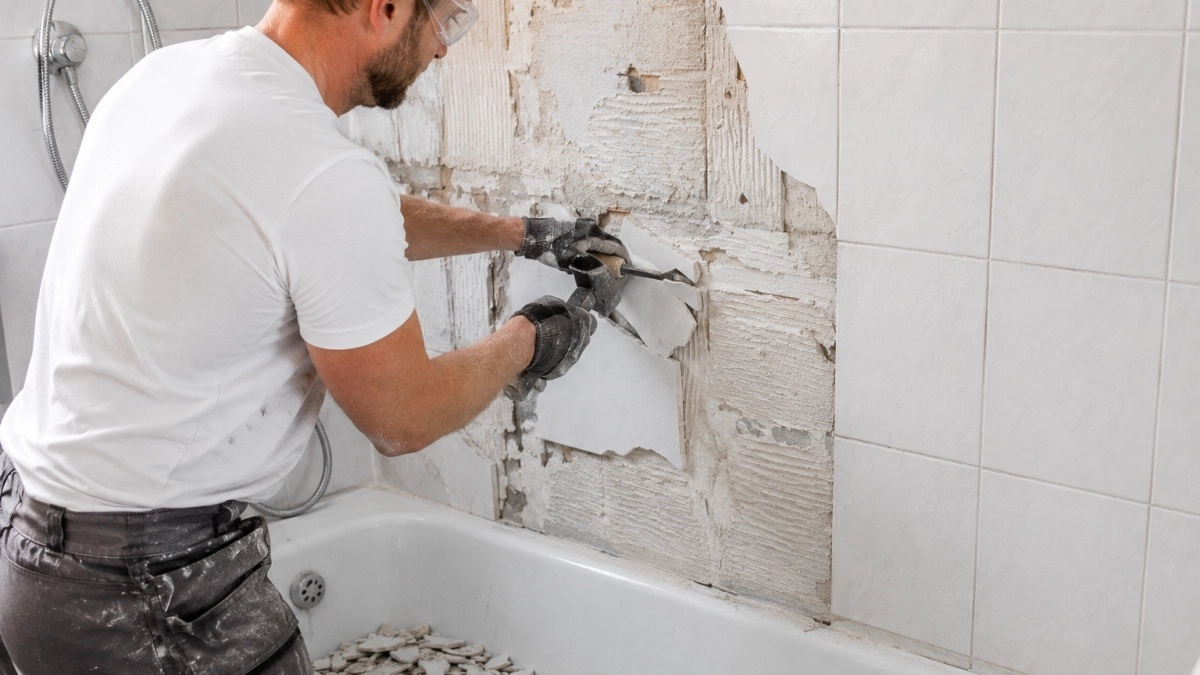 Плитка в ванной уже прошлый век: новый материал теперь выбирают мастера - дешевле, проще и долговечнее