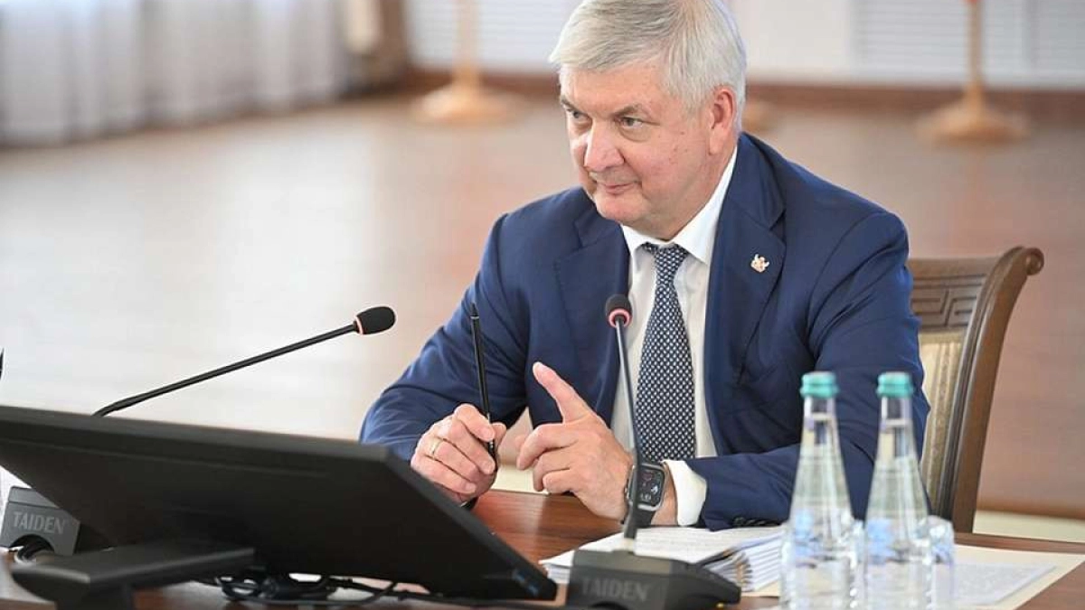 Воронежский губернатор анонсировал второй этап повышения зарплат бюджетникам