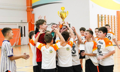 В Лисках завершился предновогодний детский футбольный турнир 