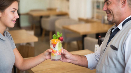 Новый тренд в кофейнях: россияне массово переходят на этот напиток – дешевый и точно полезнее кофе